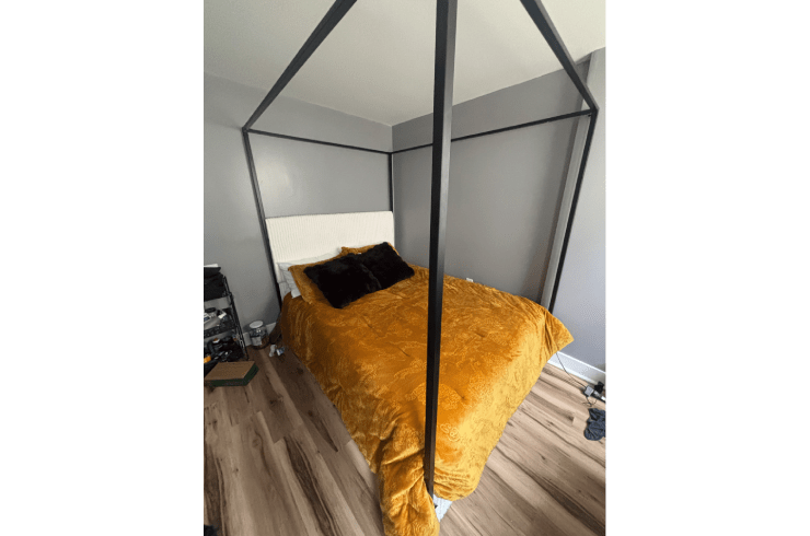 K&Ks Furniture Assembly